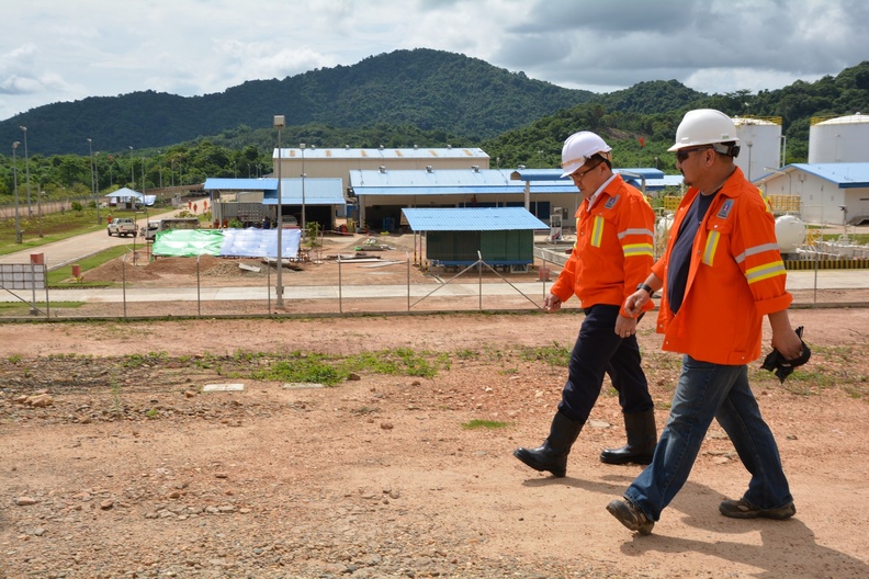 Management and Myanmar Labor visit ZOC 166.JPG