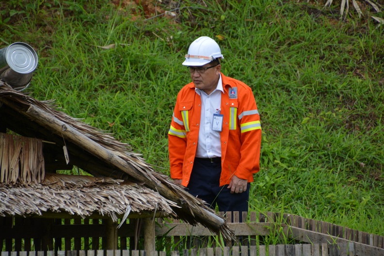 Management and Myanmar Labor visit ZOC 264.JPG