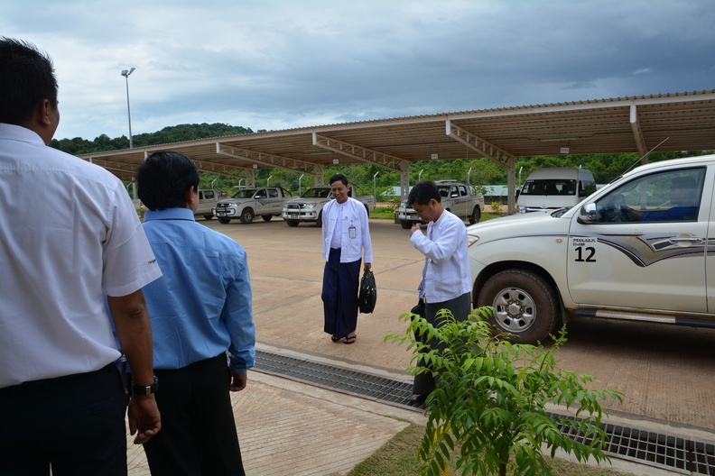 Management and Myanmar Labor visit ZOC 304