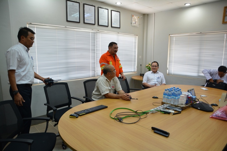 Management and Myanmar Labor visit ZOC 311