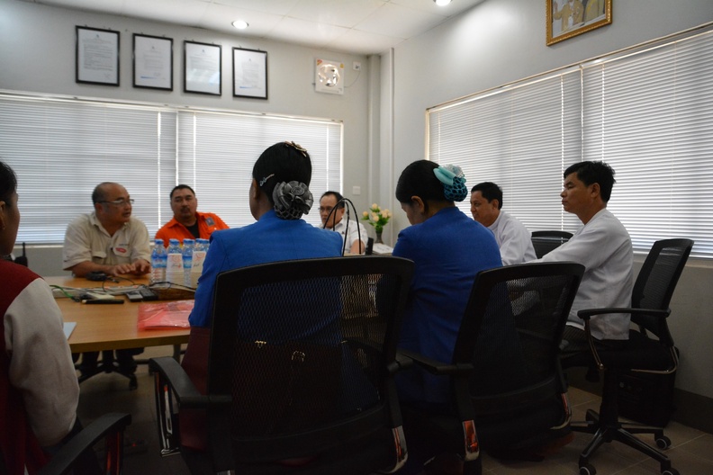 Management and Myanmar Labor visit ZOC 320.JPG