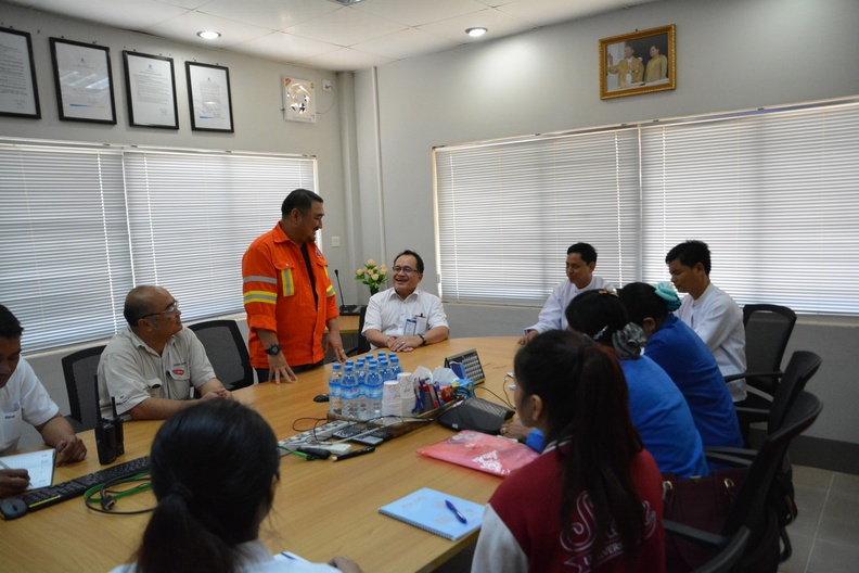 Management and Myanmar Labor visit ZOC 330