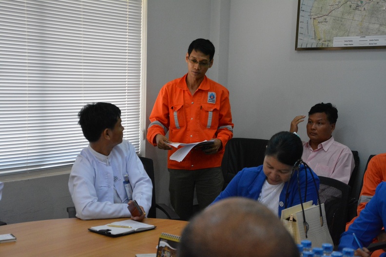 Management and Myanmar Labor visit ZOC 334