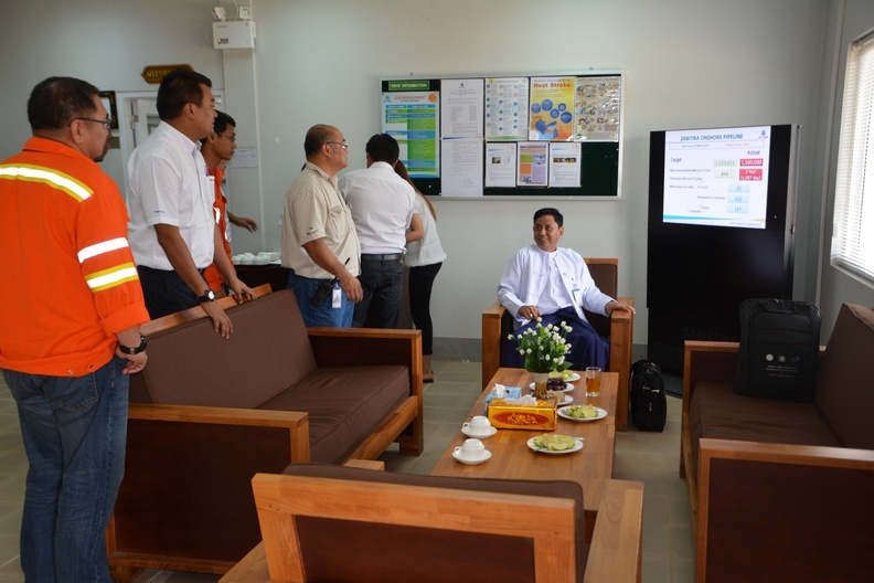 Management and Myanmar Labor visit ZOC 365.JPG