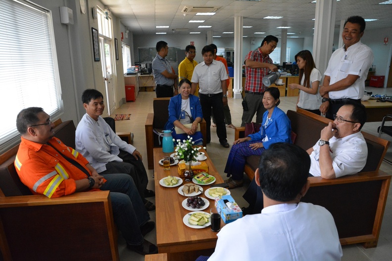 Management and Myanmar Labor visit ZOC 368