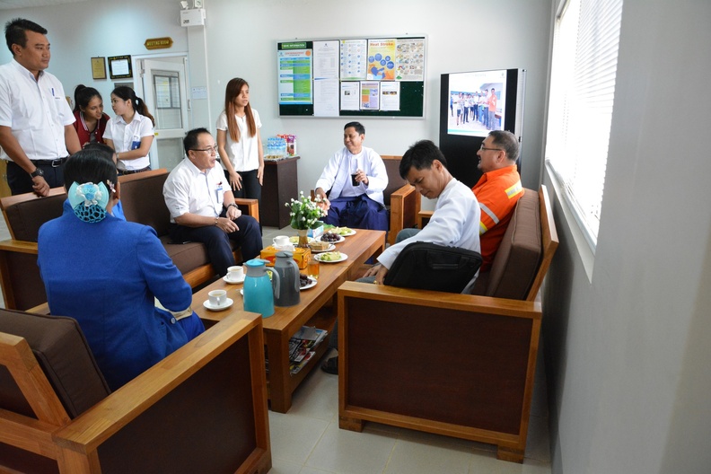 Management and Myanmar Labor visit ZOC 370.JPG