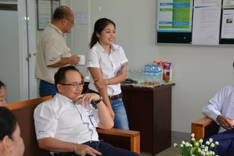 Management and Myanmar Labor visit ZOC 376.JPG
