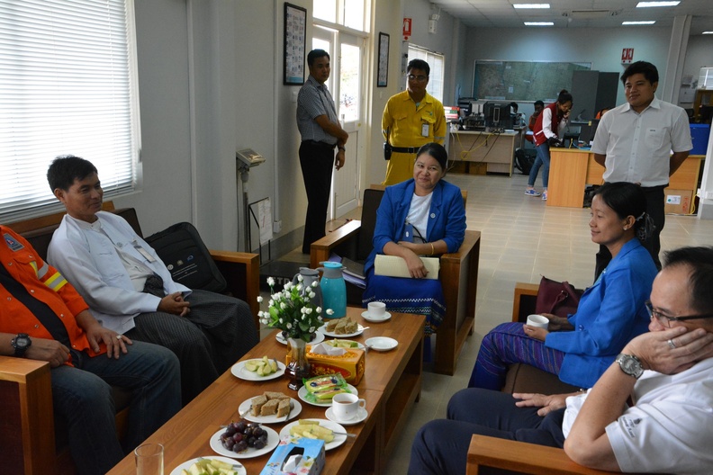 Management and Myanmar Labor visit ZOC 377.JPG