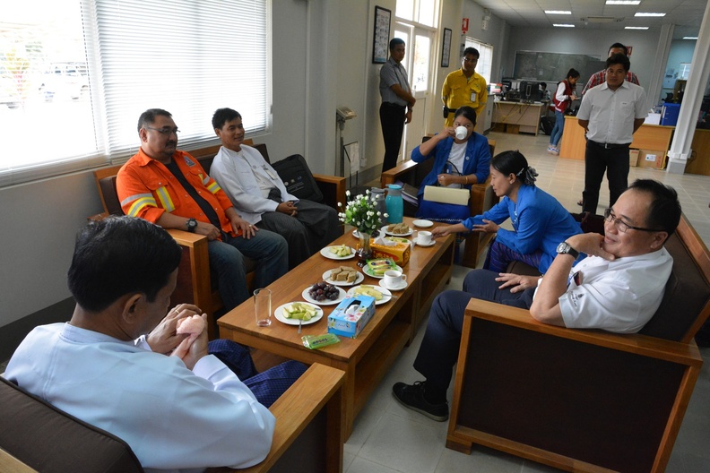 Management and Myanmar Labor visit ZOC 380.JPG