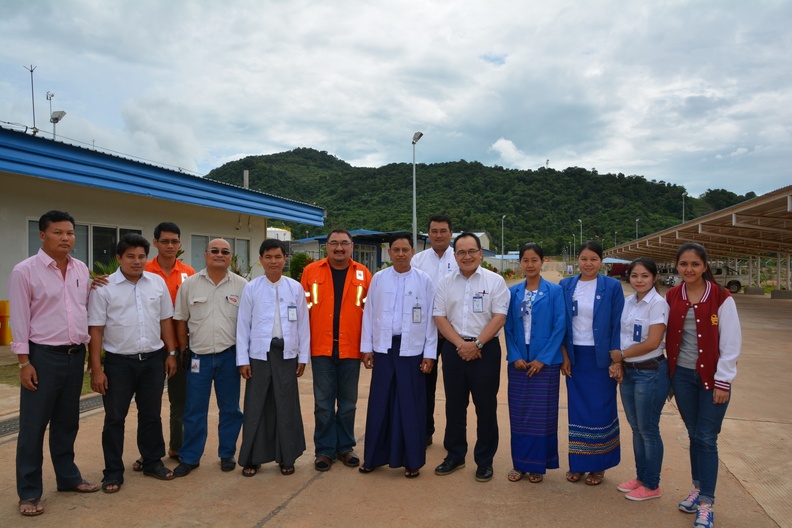 Management and Myanmar Labor visit ZOC 393